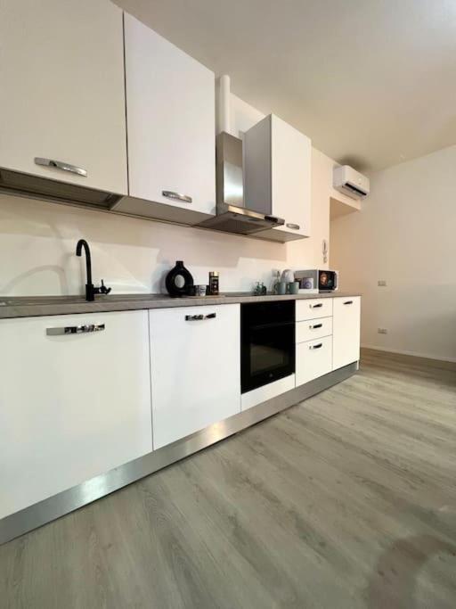 History Luxury Central Apartment By Revenue House Como Dış mekan fotoğraf